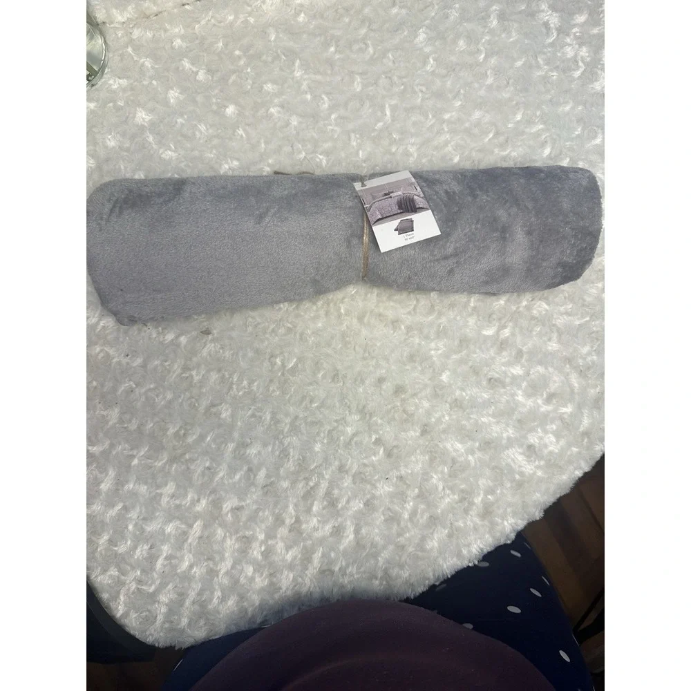 Gray Solid Color Throw Blanket 50 in x 60 in, 60